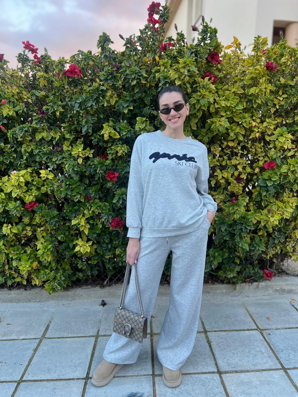 Grey set