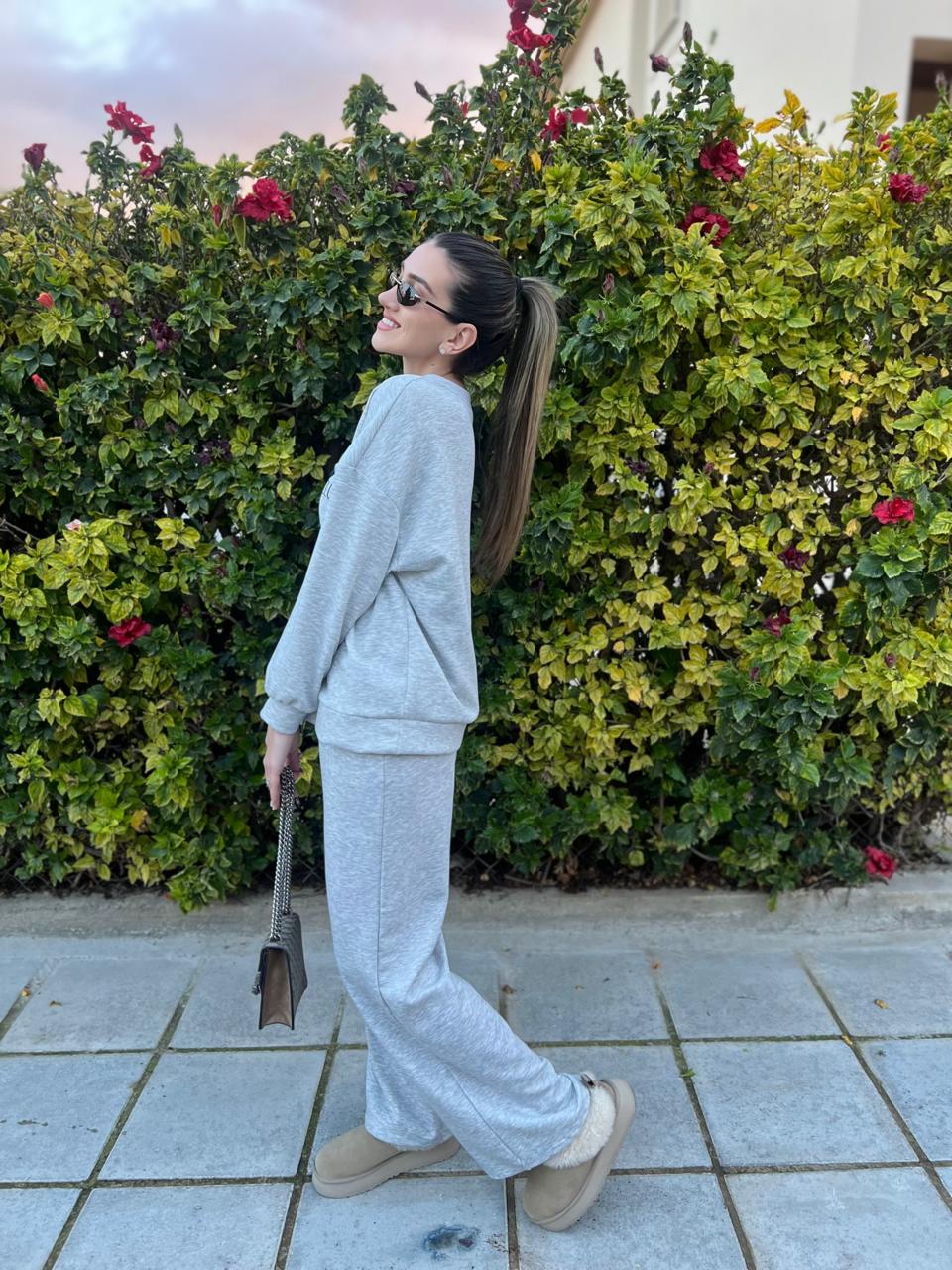Grey set