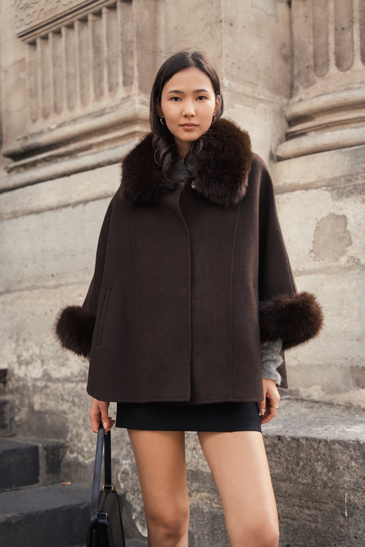 Bella Cape