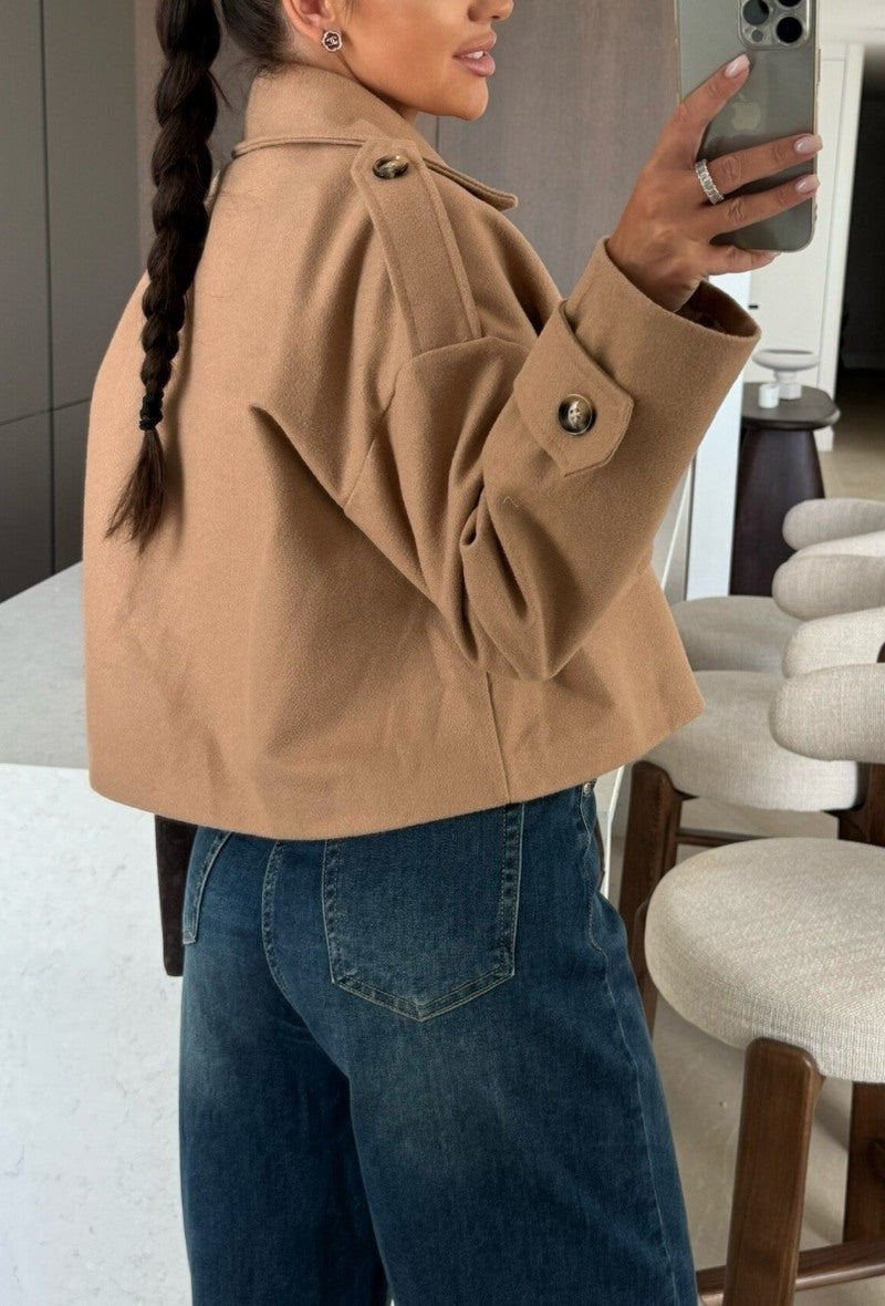 Aria short coat