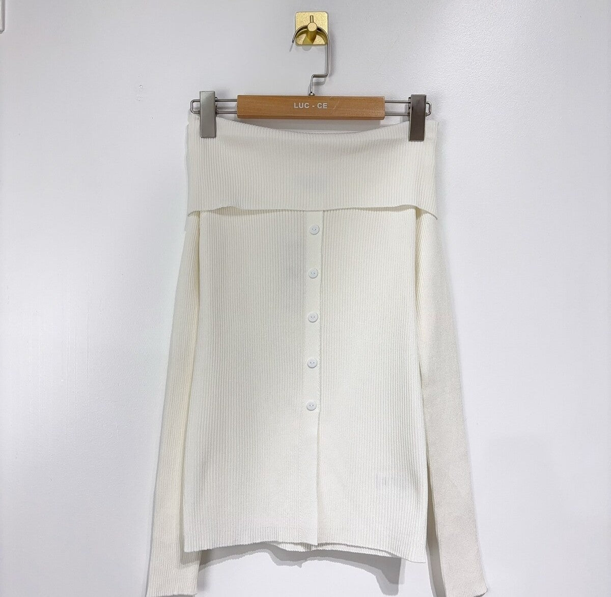 Vera Off-Shoulder